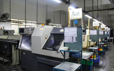 機械廠干數(shù)控機加工,夏天到底有多熱?看看照片對比圖就明白了