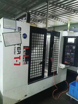 天英T5鉆攻機 巨高T6鉆攻中心聯(lián)邦650精雕機新代系統(tǒng) 喬峰1370加工中心 東莞二手數(shù)控機床設(shè)備